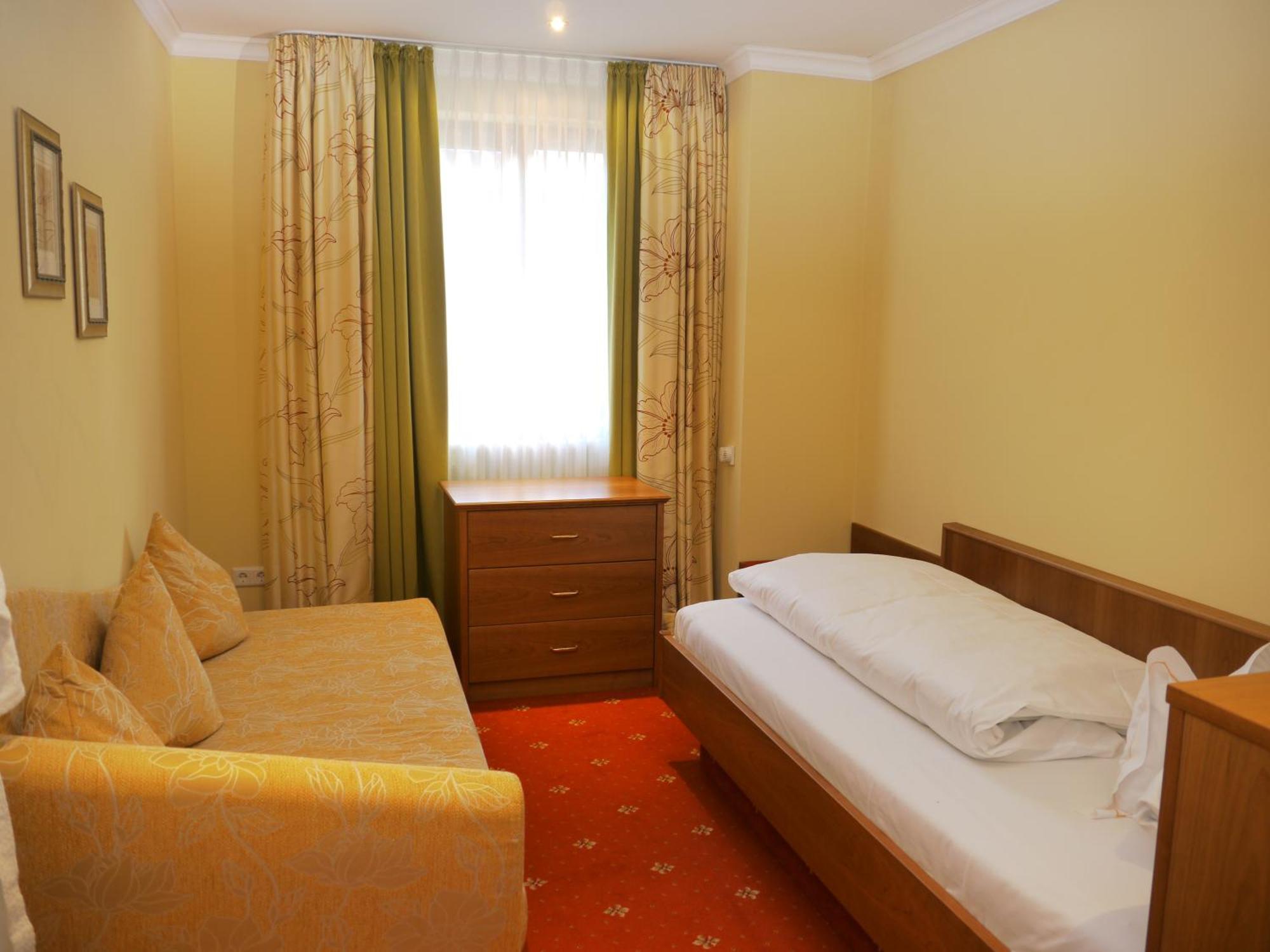 Hotel Thomahof Хинтерцартен Стая снимка